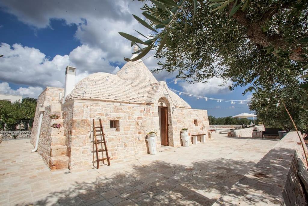 Trullo Oasi Santo Stefano - Private Pool Villa กัสเตลลานา กรอตเต ภายนอก รูปภาพ